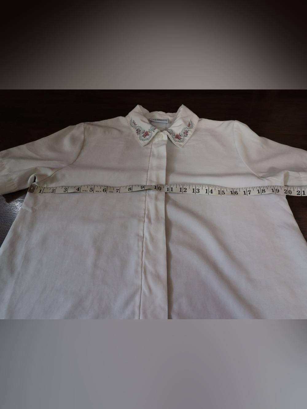 Vintage Jantzen White Short Sleeve Blouse with Embroidered Collar - Picture 5 of 7